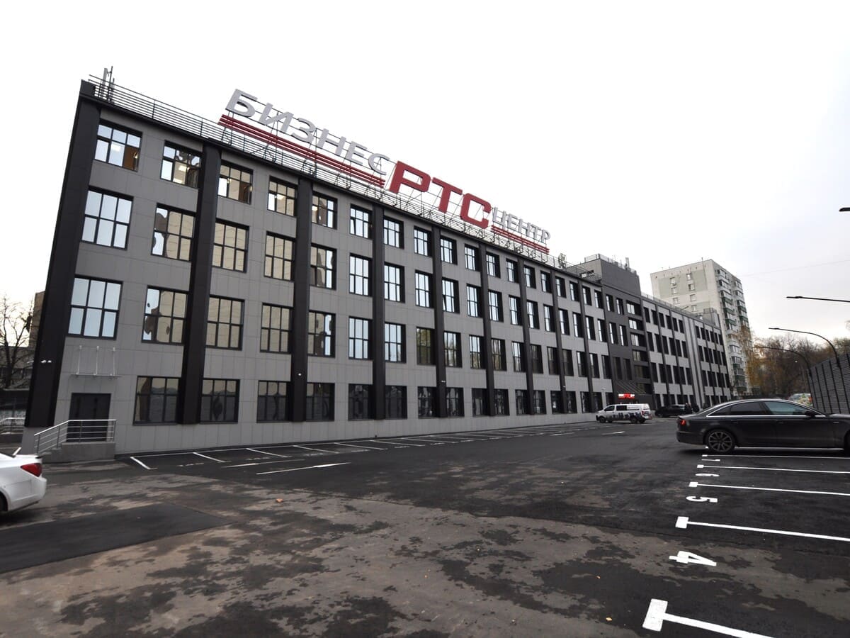 Офисы от 950 до 1100 кв.м. в аренду и продажу в Москве и Московской области